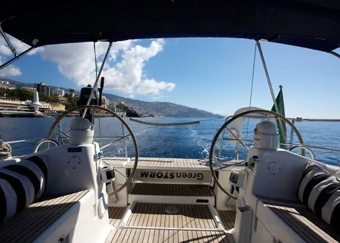 Charming Boat In With Sea View