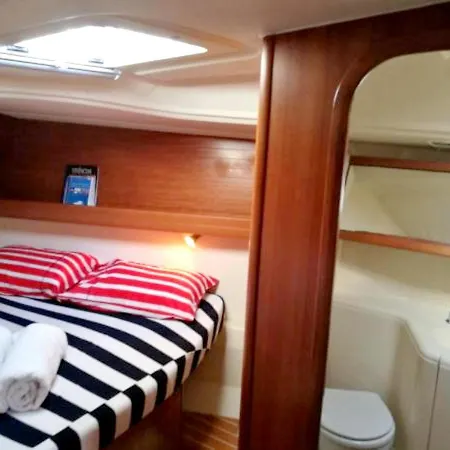 Charming Boat In With Sea View Φουνκάλ