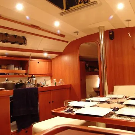 Σπίτι διακοπών Charming Boat In With Sea View *