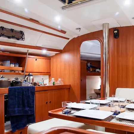 Charming Boat In With Sea View * Φουνκάλ