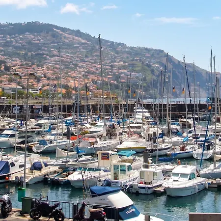 Σπίτι διακοπών Charming Boat In With Sea View *